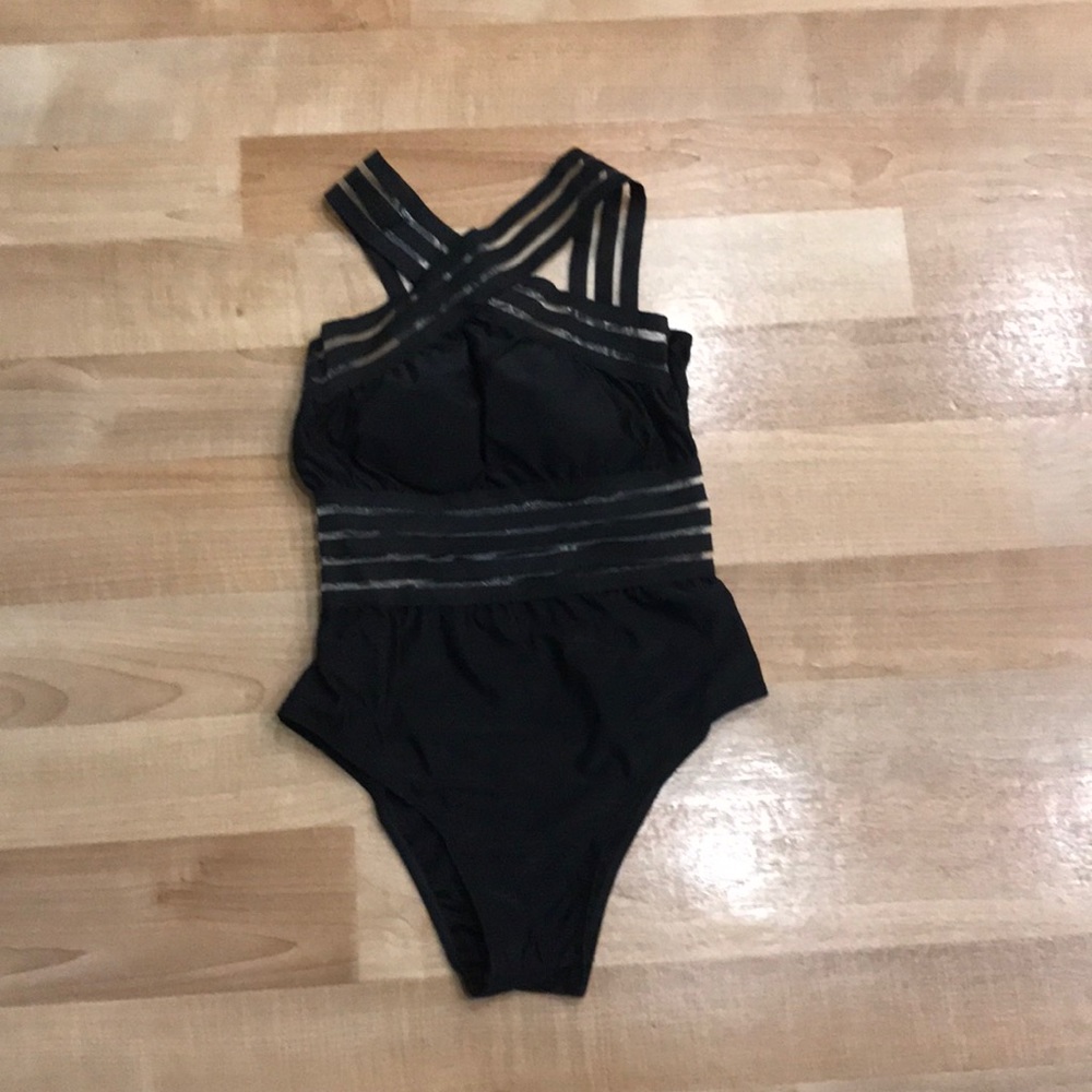 LAST ONE!! NEW Padded sexy one piece bikini - Picture 2 of 2
